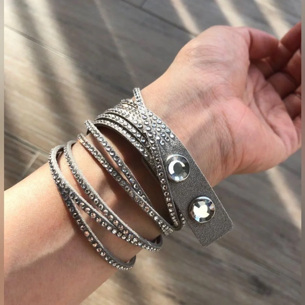 Authentic Swarovski Slake Light Gray Wrap Bracelet ( choker ). RETIRED. BNIB. - Picture 3 of 13